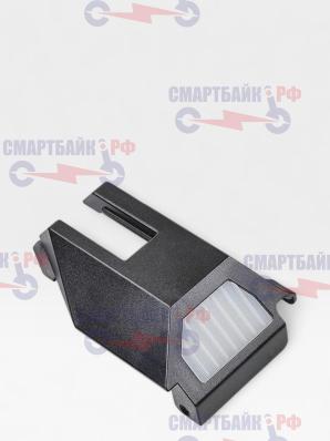 Пластиковая правая накладка на деку / поворотник электросамоката Kugoo F3 Pro Max, без подсветки